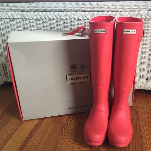 Hunter Shoes - Hunter Original Tall Rain Boots In Bright Coral